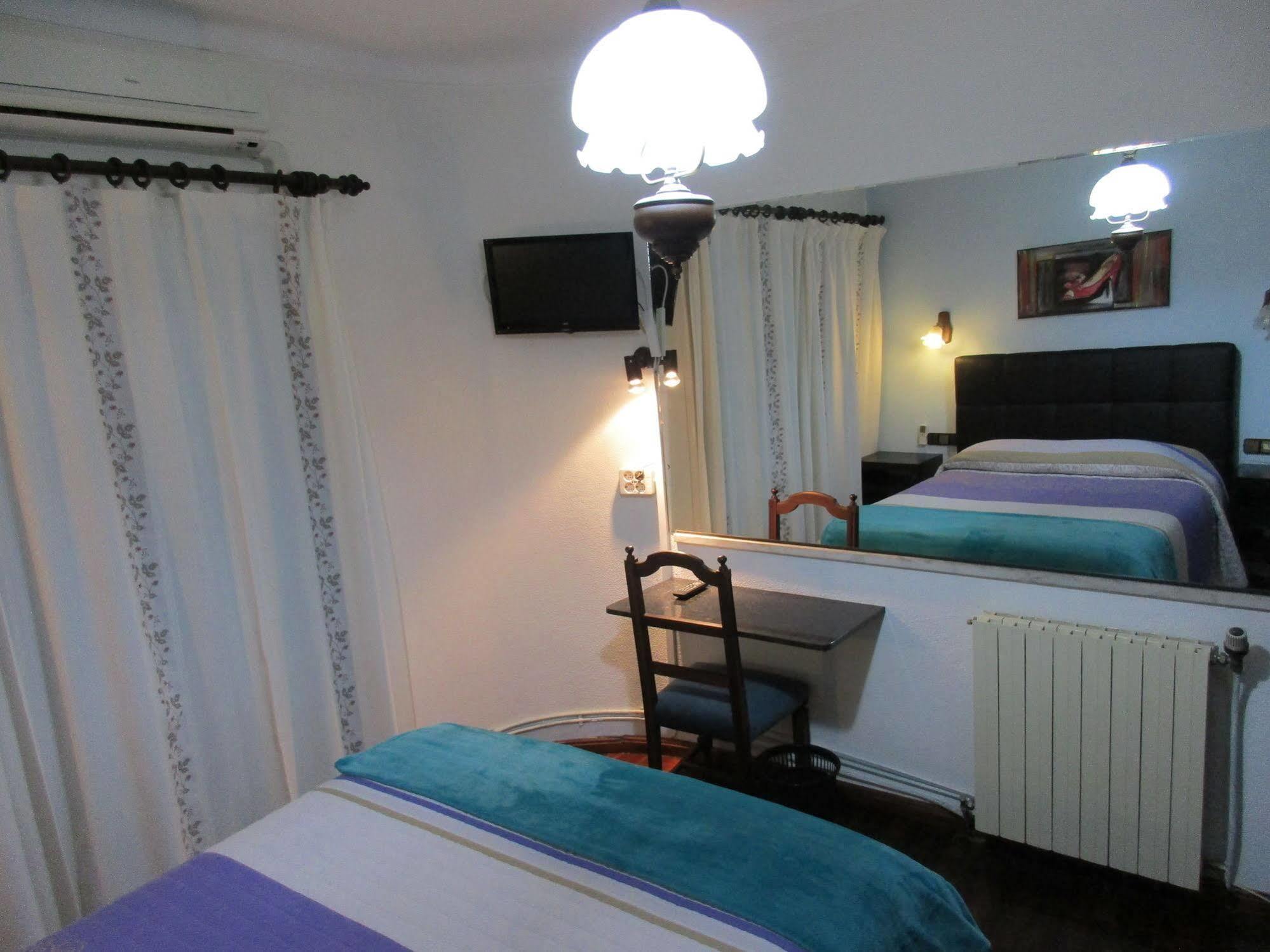 Hotel 4 Estacoes Chaves Kültér fotó